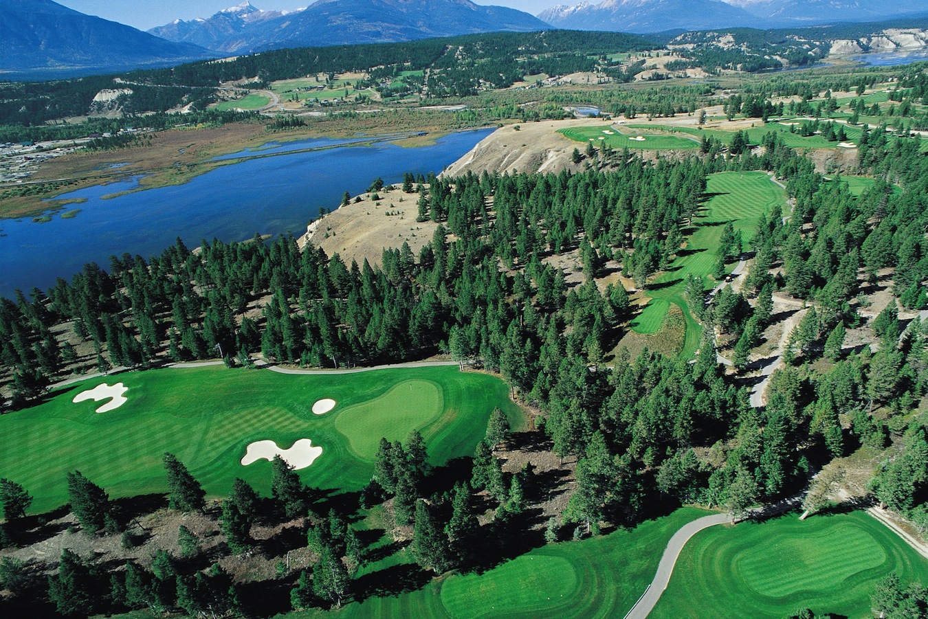 Rewarding Play: Golfing the Kootenay Rockies – Kootenay Rockies